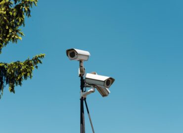 Dahua SD22204DB-GC: 2MP 4x Starlight HDCVI PTZ Kamera ile Kompakt ve Etkili Güvenlik