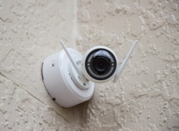 Dahua SD52C225DB-HC: 2MP 25x Starlight HDCVI PTZ Kamera ile Geniş Açılı Takip