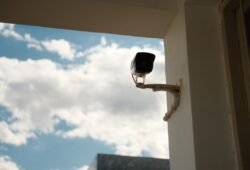 Dahua SD5A425XA-HNR: 4MP 25x Starlight+ IR WizSense PTZ Kamera ile Üstün Aydınlatma Teknolojisi