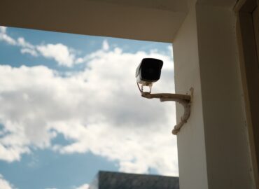 Dahua SD5A425XA-HNR: 4MP 25x Starlight+ IR WizSense PTZ Kamera ile Üstün Aydınlatma Teknolojisi