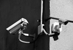 Dahua SD8C848PA-HNF: 8MP 48x Starlight IR PTZ Kamera ile Ultra Uzak Mesafe Gözetimi